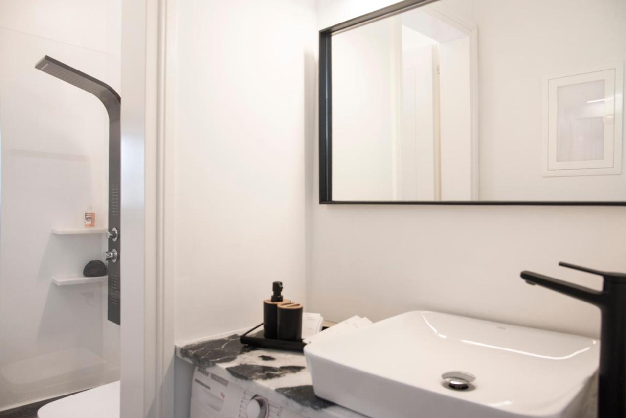 Isterni  White New 1Bd House With Private Jacuzzi In Isterniヴィラ エクステリア 写真