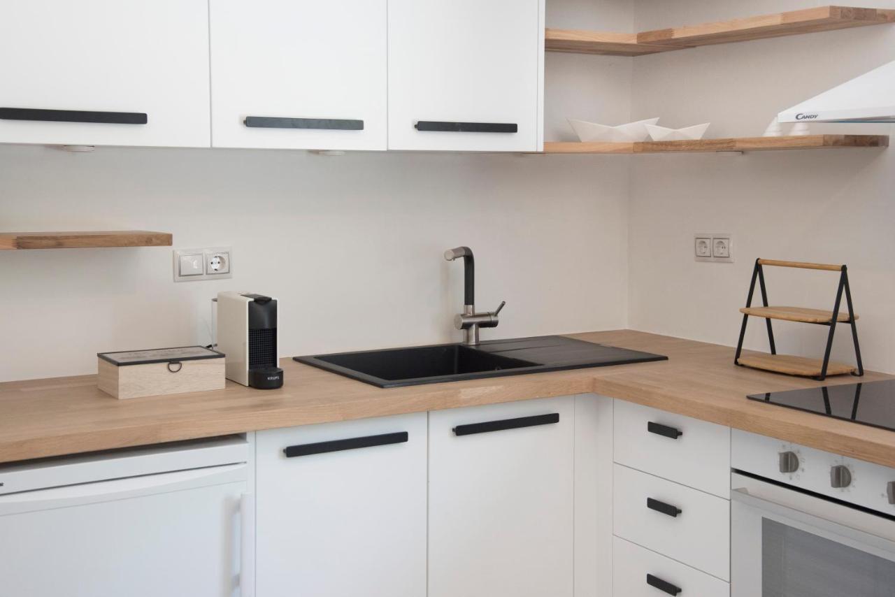 Isterni  White New 1Bd House With Private Jacuzzi In Isterniヴィラ エクステリア 写真