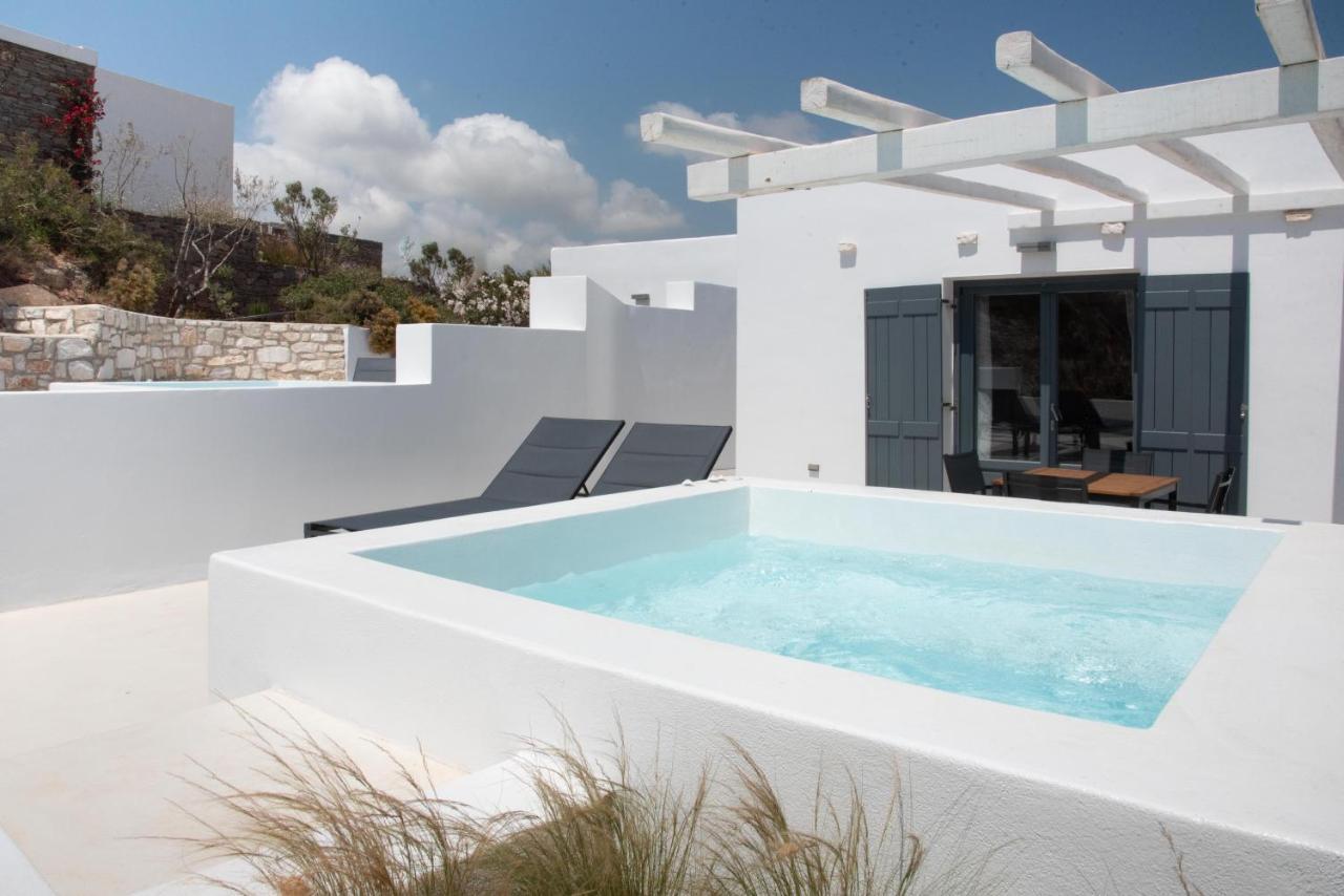 Isterni  White New 1Bd House With Private Jacuzzi In Isterniヴィラ エクステリア 写真